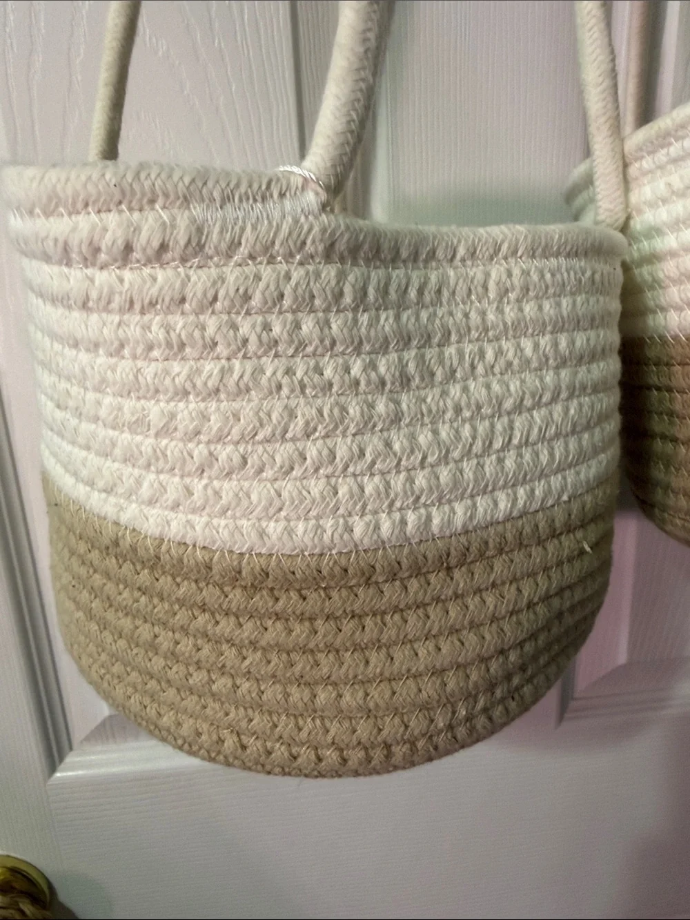 N/A stylish hanging